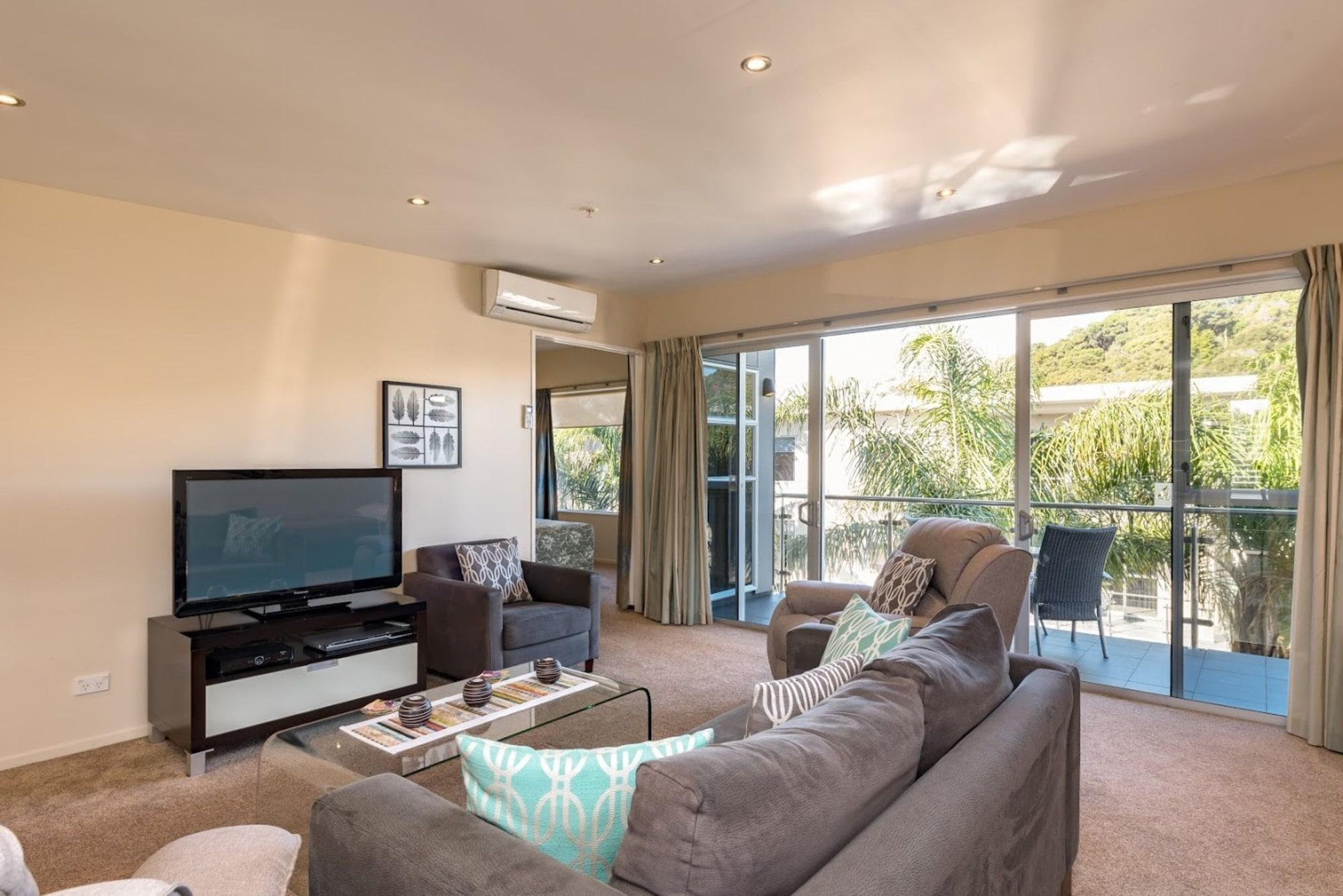 Edgewater Palms Apartments Paihia Exteriör bild