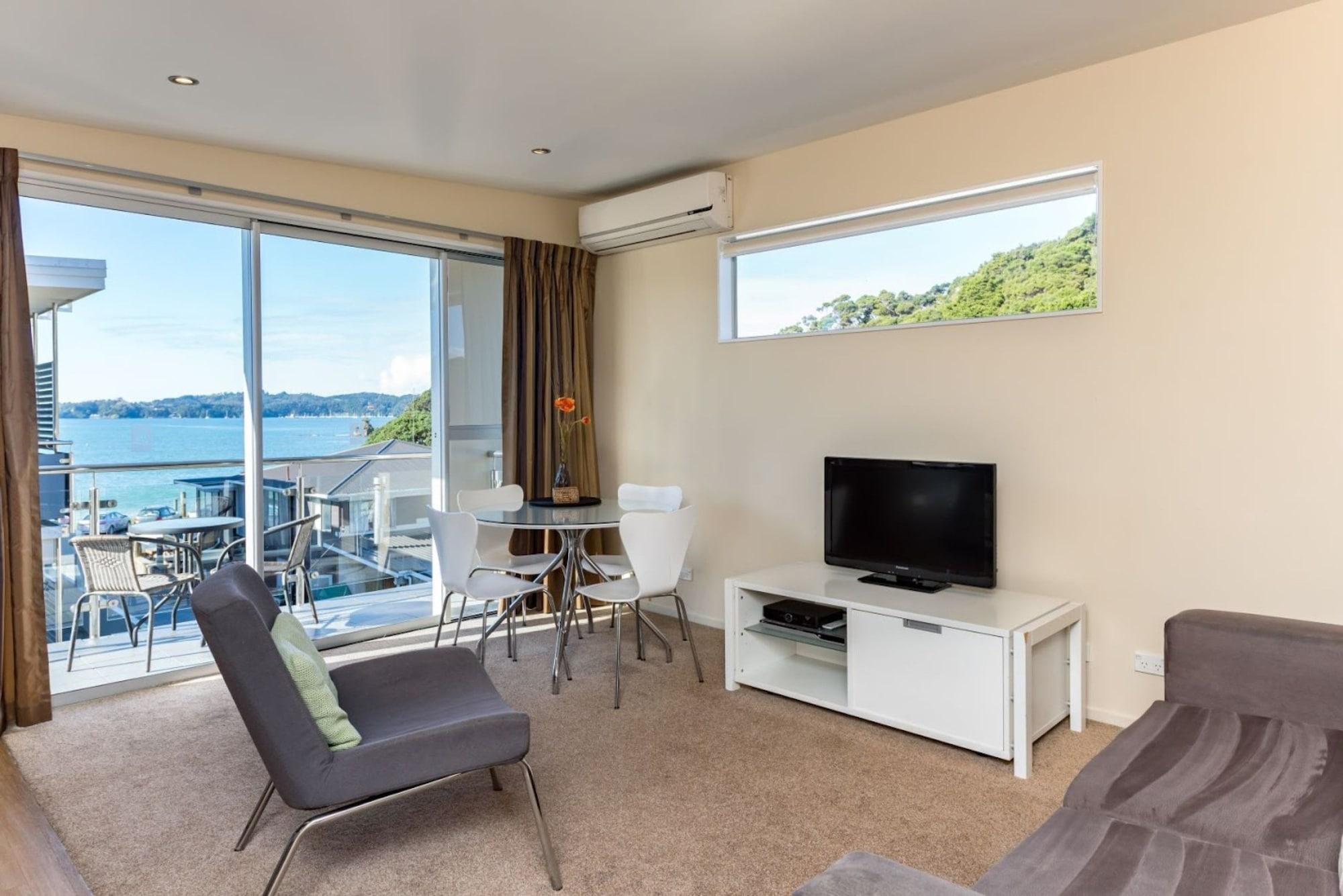 Edgewater Palms Apartments Paihia Exteriör bild