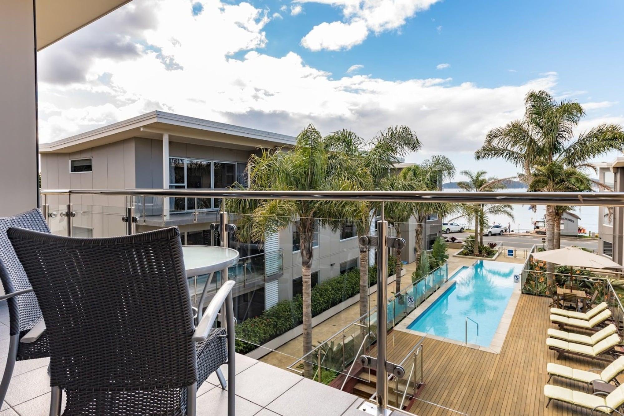 Edgewater Palms Apartments Paihia Exteriör bild
