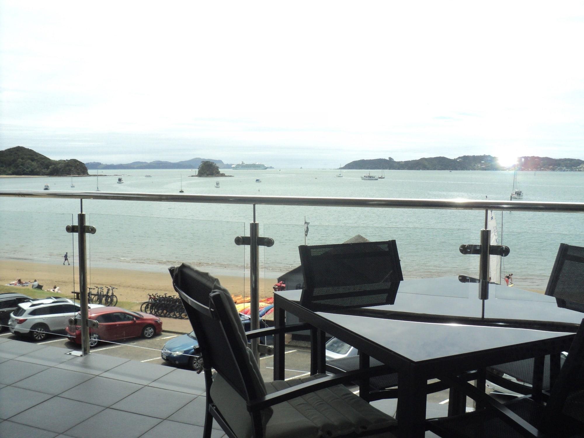 Edgewater Palms Apartments Paihia Exteriör bild