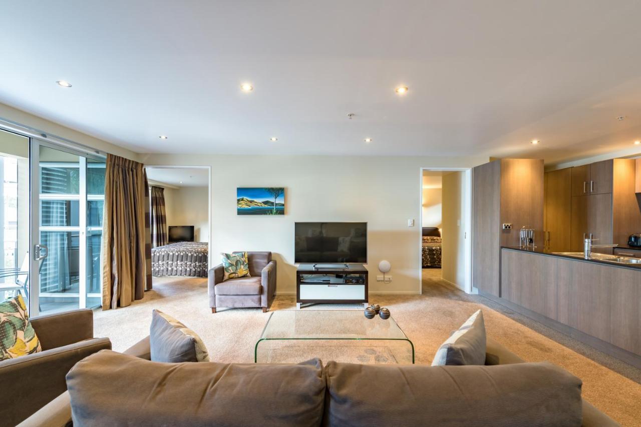 Edgewater Palms Apartments Paihia Exteriör bild