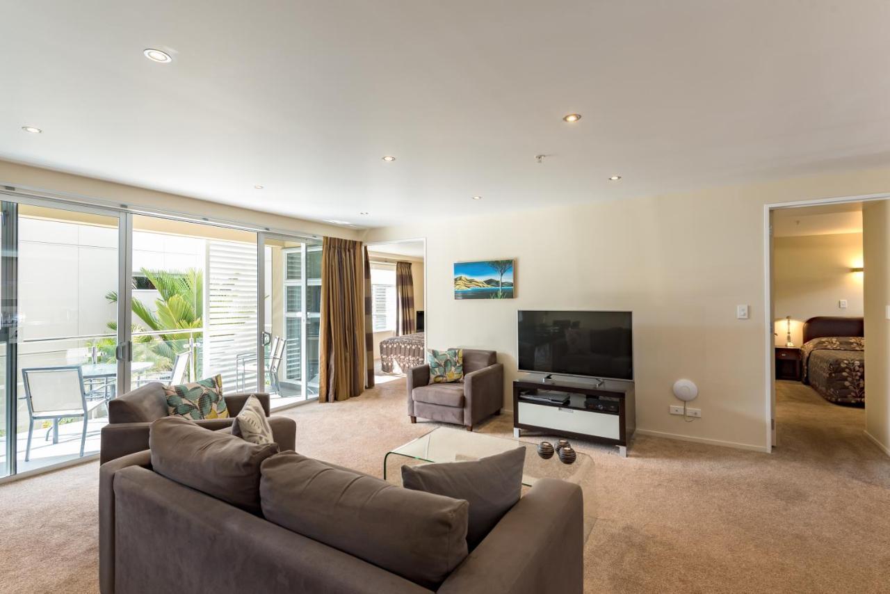 Edgewater Palms Apartments Paihia Exteriör bild